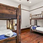 Site 61 Guesthouse